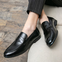 Pointed Toe Minimalist Leather Shoes
