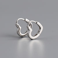 Women's Fashion Hollow Heart Earrings