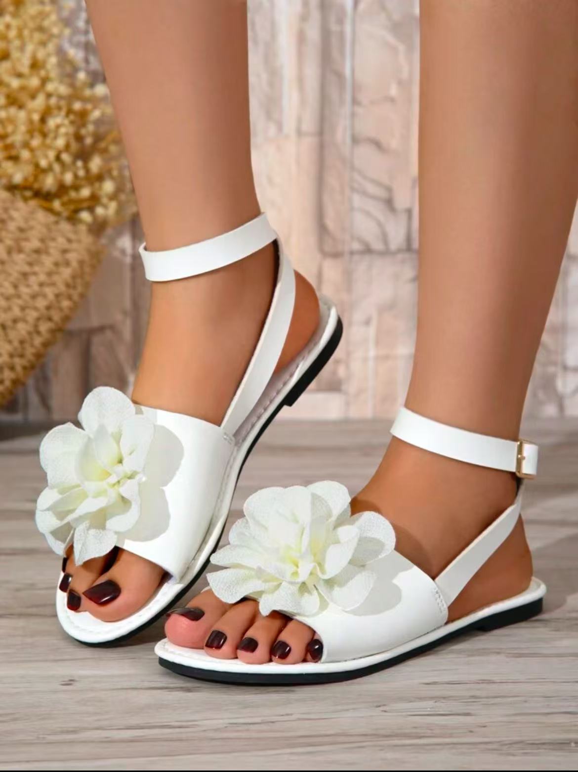 One-strap Fashionable Sandals