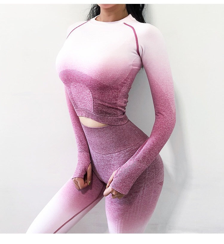 Gradient navel sportswear