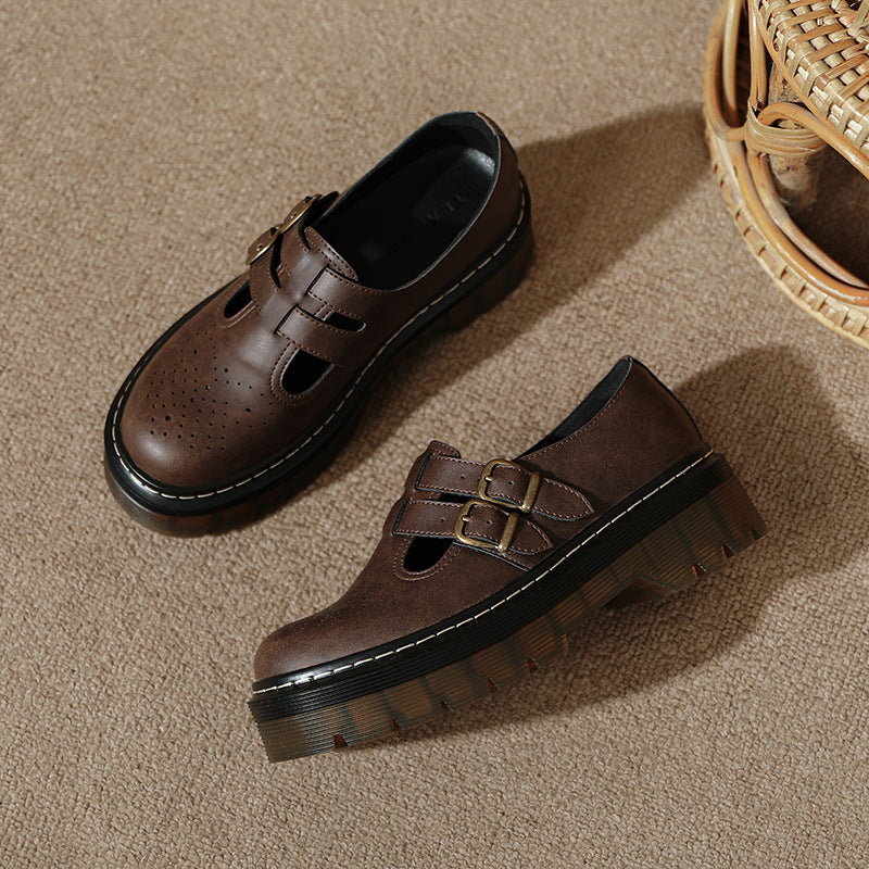 College-style Carved Brogue Shoes