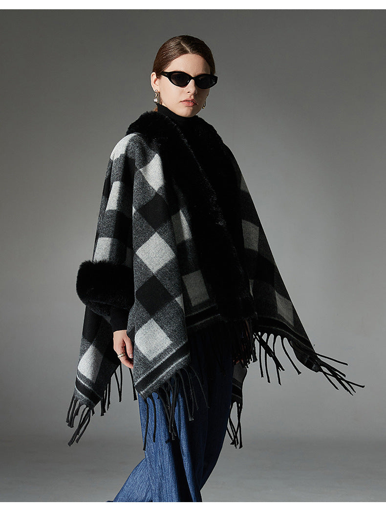 New Fur Collar Black And White Plaid Tassel Shawl